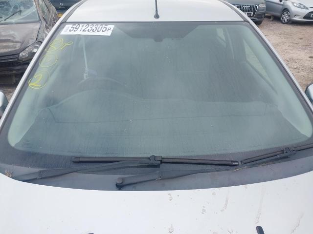2010 FORD FOCUS ZETE