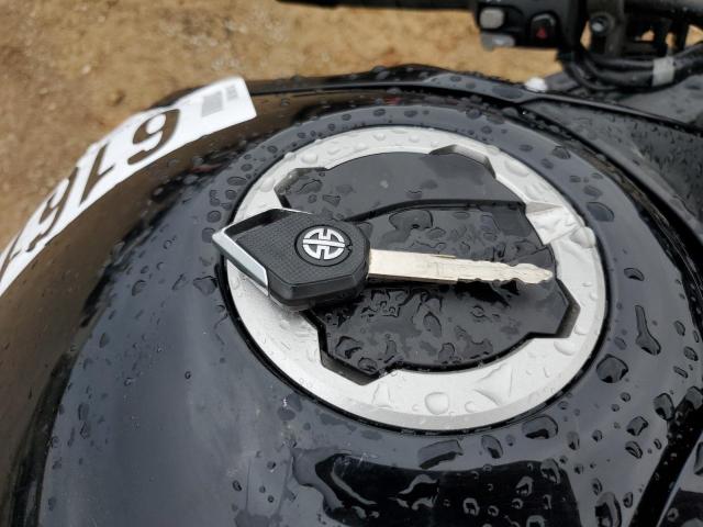  KAWASAKI ZR1000 K 2020 Зелений