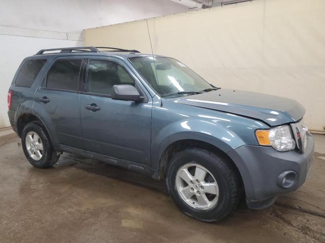  FORD ESCAPE 2012 Granatowy