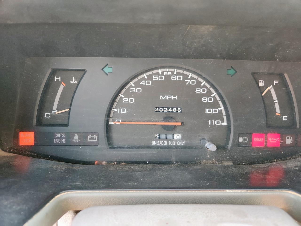 1992 Isuzu Conventional Short Wheelbase VIN: 4S1CL11L6N4217533 Lot: 61159635