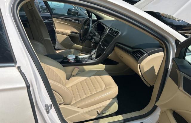 Sedans FORD FUSION 2014 White