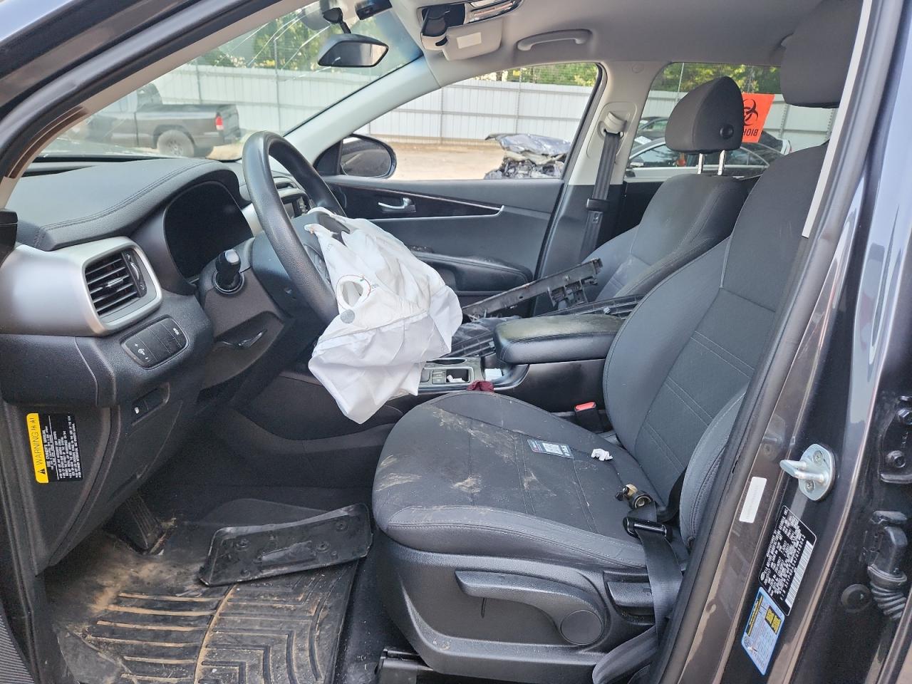 2018 Kia Sorento Lx VIN: 5XYPGDA34JG368042 Lot: 61784435