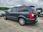 2013 Chrysler Town & Country Touring продається в Louisville, KY - Side