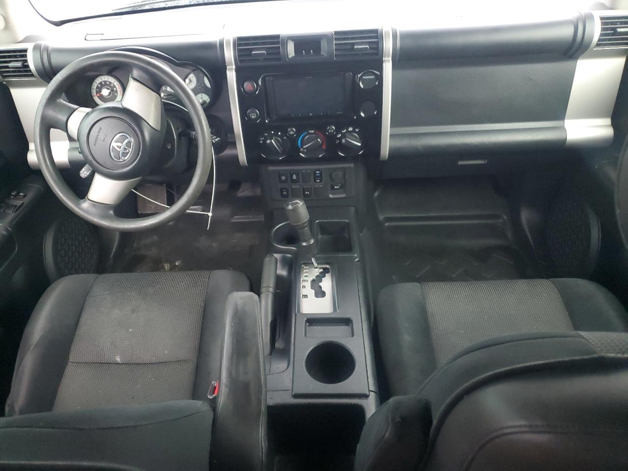 2008 Toyota Fj Cruiser VIN: JTEZU11F68K007325 Lot: 61140855