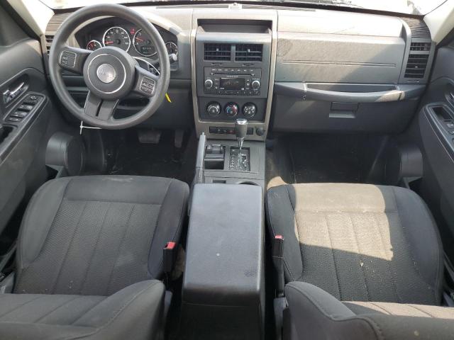  JEEP LIBERTY 2012 Srebrny
