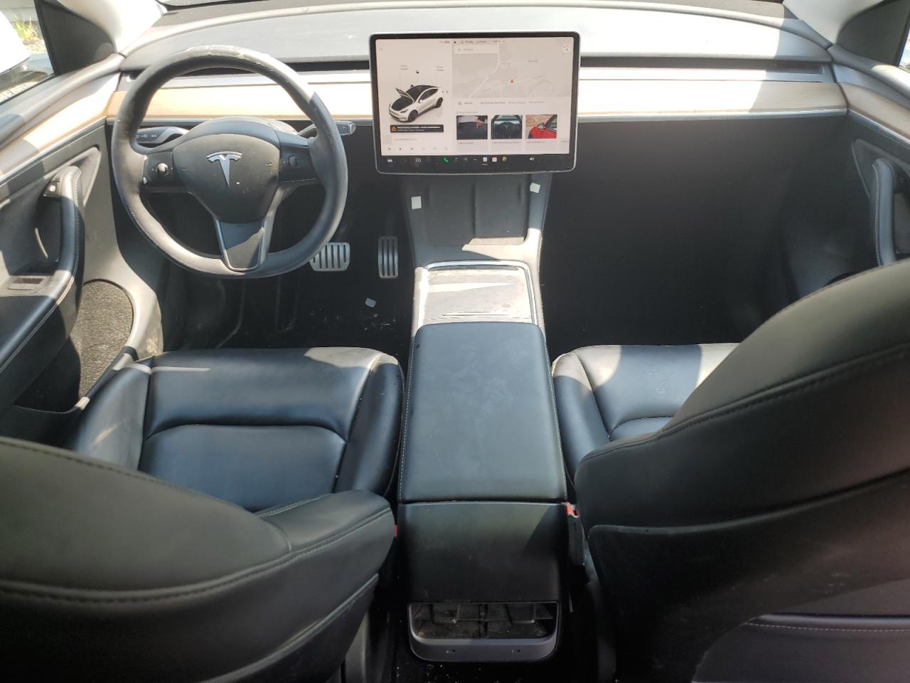 2022 Tesla Model Y VIN: 7SAYGDEF2NF540058 Lot: 63110375