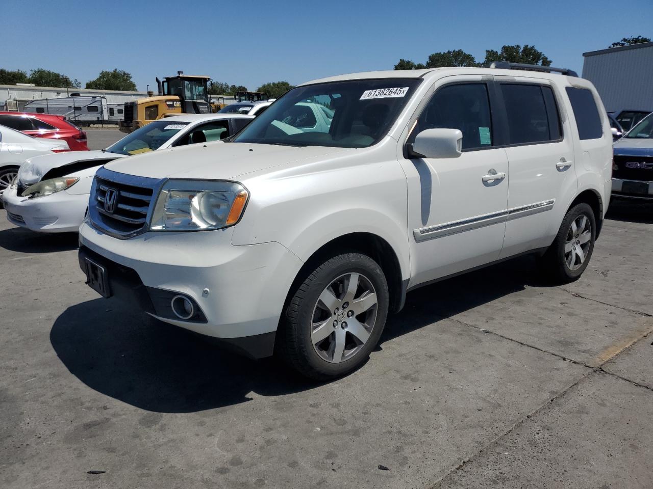 Sacramento, CA에서 판매 중인 2013 Honda Pilot Touring - Rear End