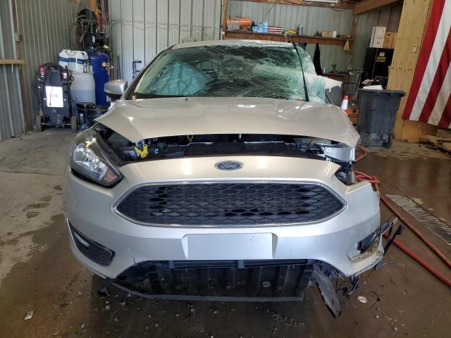  FORD FOCUS 2015 Серебристый