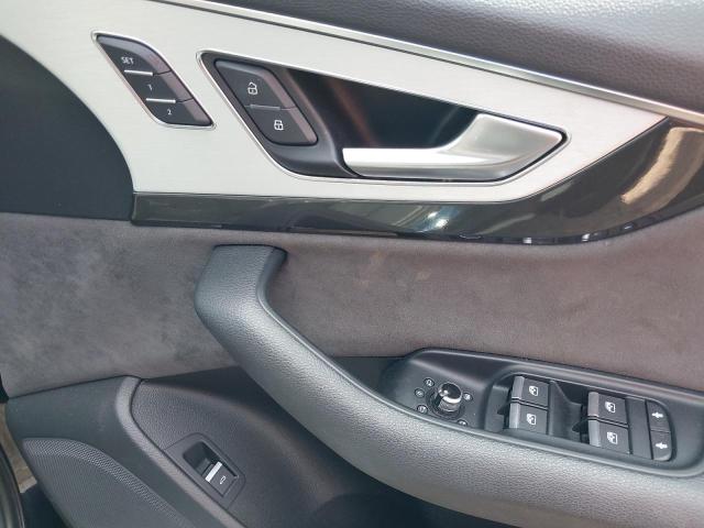 2017 AUDI Q7 S LINE