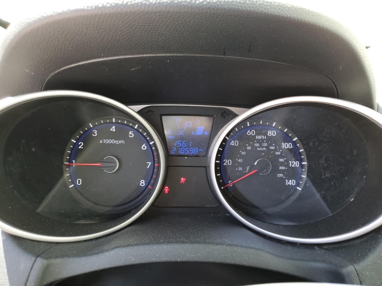 HYUNDAI TUCSON 2012 VIN KM8JUCACXCU542525 фото 9