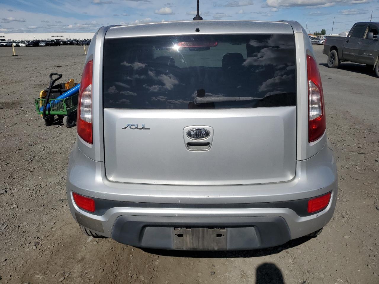 2012 Kia Soul + VIN: KNDJT2A62C7397104 Lot: 62564665