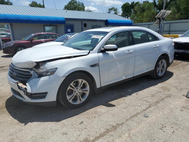 Sedans FORD TAURUS 2014 White