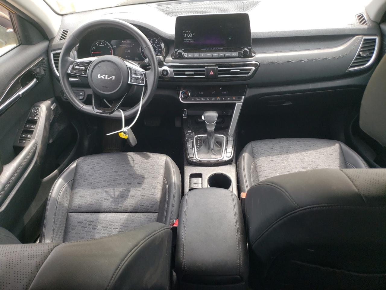 2023 Kia Seltos Sx VIN: KNDETCA26P7359059 Lot: 60651245