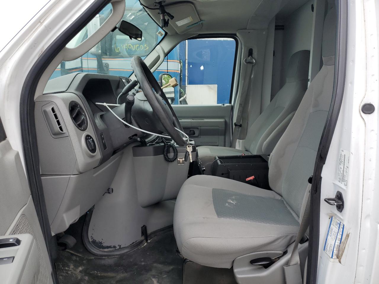 2015 Ford Econoline E350 Super Duty Cutaway Van VIN: 1FDWE3FSXFDA07752 Lot: 62582675
