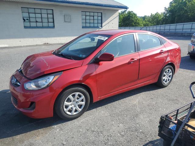Седани HYUNDAI ACCENT 2014 Червоний