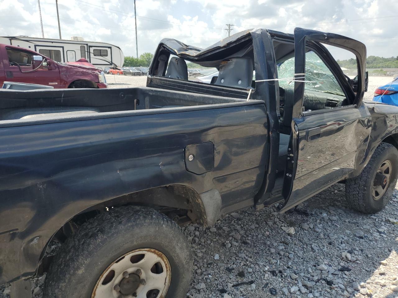 1993 Toyota Pickup 1/2 Ton Short Wheelbase VIN: JT4RN01P5P7062080 Lot: 62055375