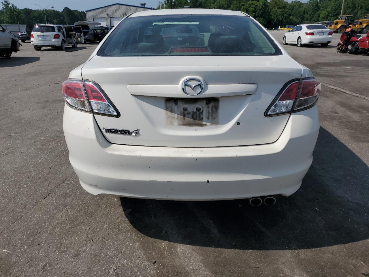 2009 Mazda 6 I VIN: 1YVHP82AX95M40319 Lot: 59763825