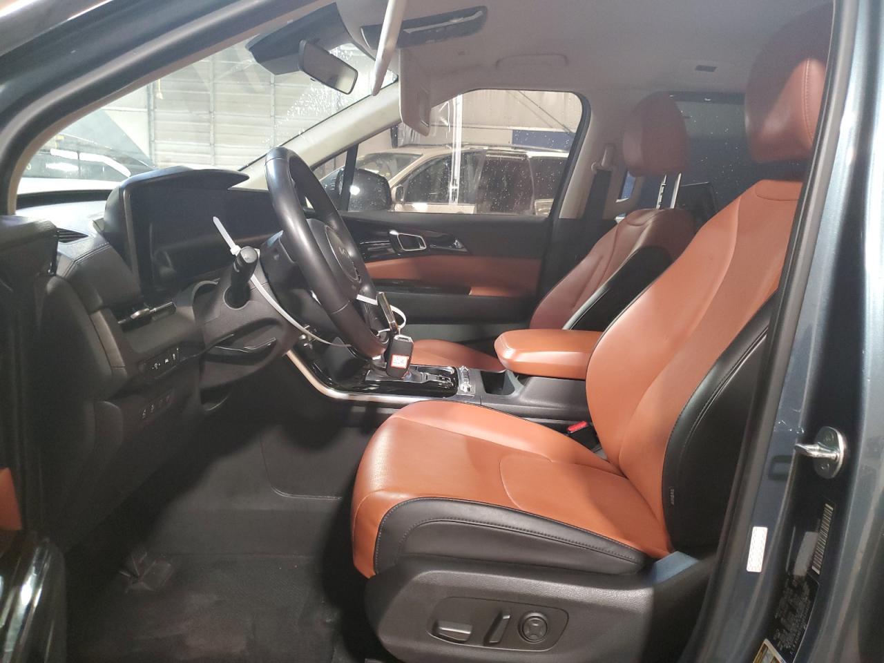 2023 Kia Carnival Sx VIN: KNDNE5H38R6304206 Lot: 61195325