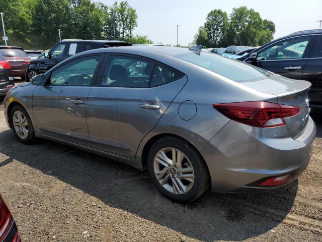  HYUNDAI ELANTRA 2019 Серебристый