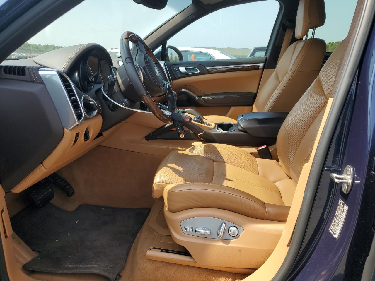 2012 Porsche Cayenne VIN: WP1AA2A25CLA12787 Lot: 61914695