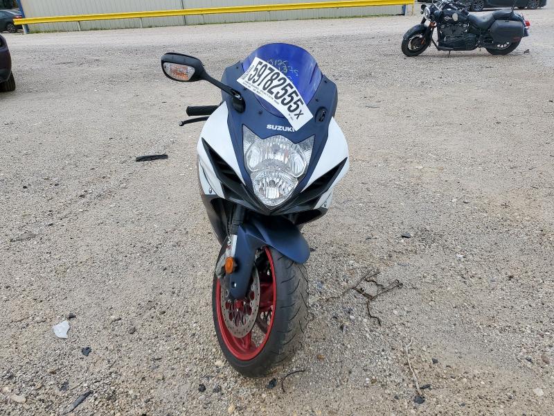  SUZUKI GSXR600 2025 Белый