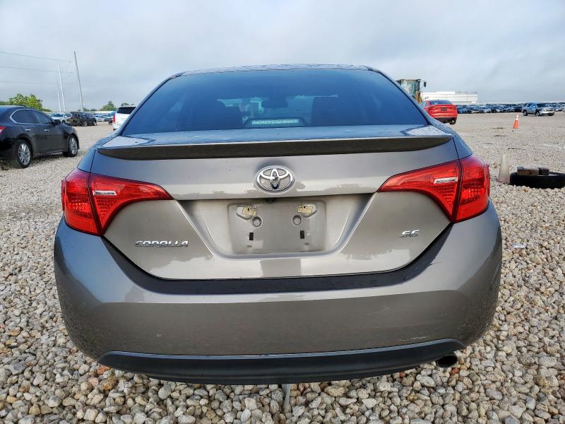 Sedans TOYOTA COROLLA 2017 Złoty