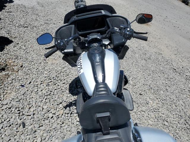  HARLEY-DAVIDSON FL 2024 Сріблястий