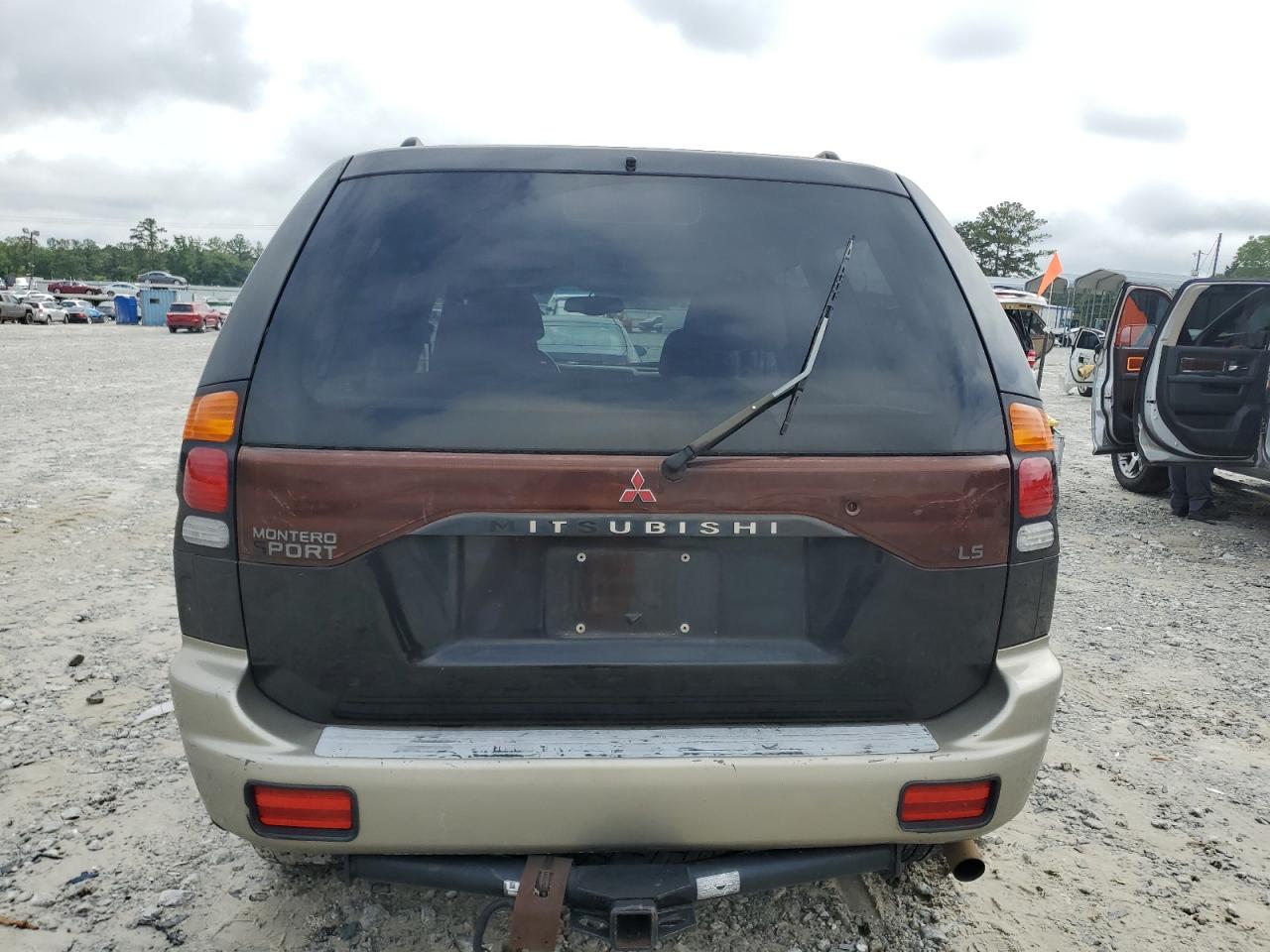 2001 Mitsubishi Montero Sport Xls VIN: JA4LS31H21P064668 Lot: 60537105