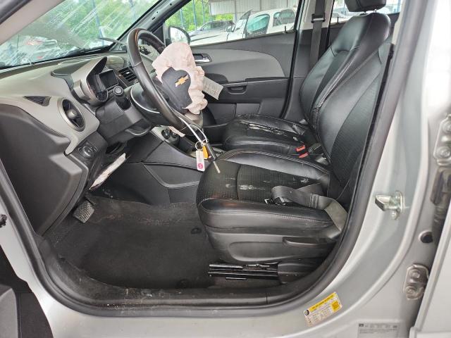  CHEVROLET SONIC 2015 Серебристый