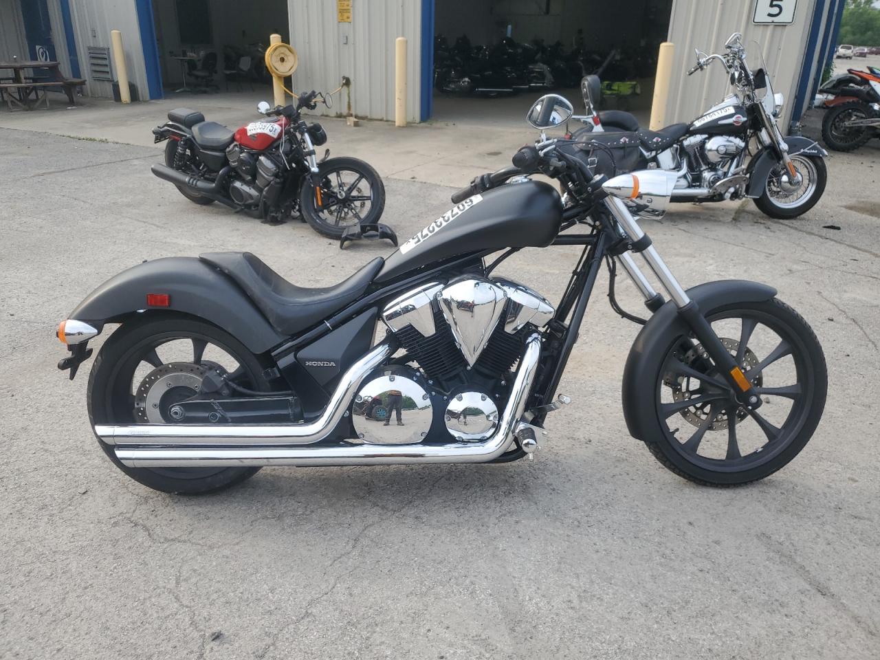 2017 Honda Vt1300 Cx for Sale in Ellwood City, PA - Side