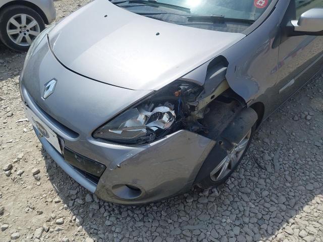 2011 RENAULT CLIO DYNAMIQUE TOMTOM 16V 