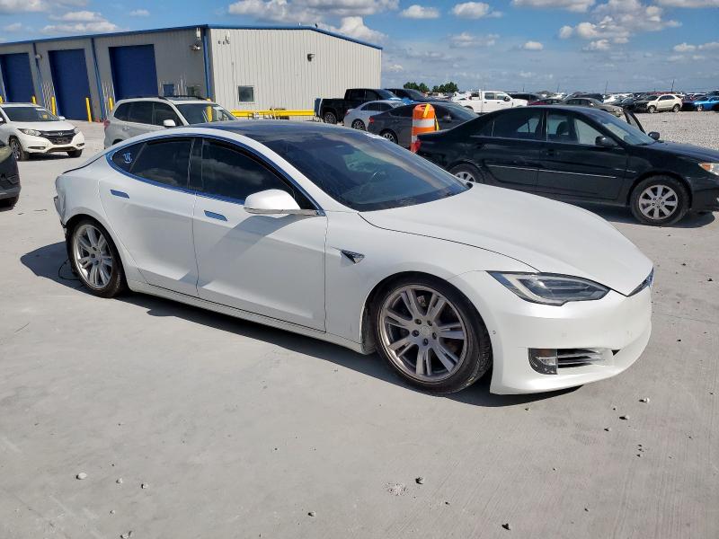  TESLA MODEL S 2021 Biały