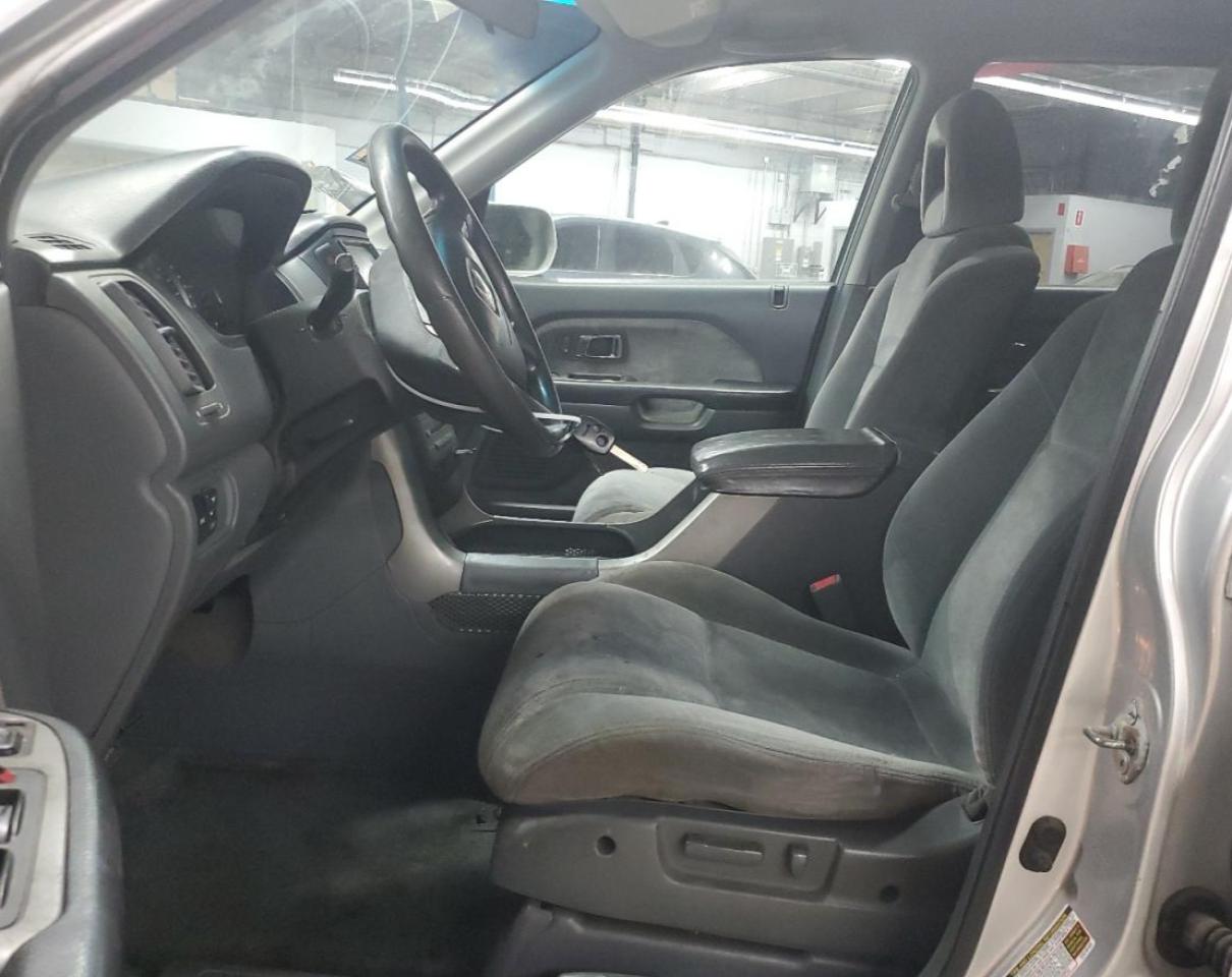 2005 Honda Pilot Ex VIN: 5FNYF18495B002322 Lot: 60802515