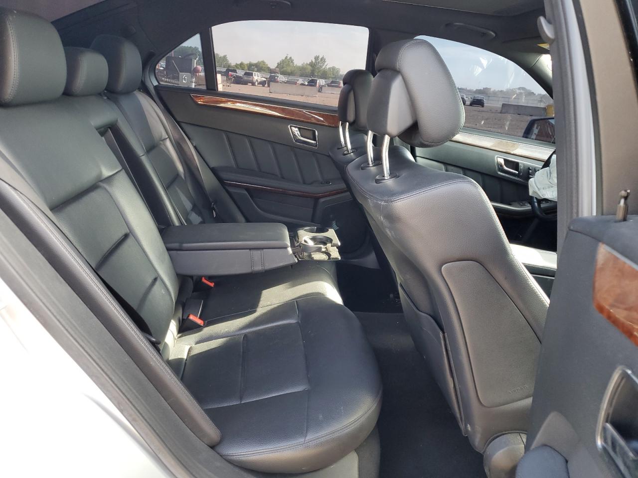2011 Mercedes-Benz E 350 4Matic VIN: WDDHF8HB2BA490417 Lot: 62149055