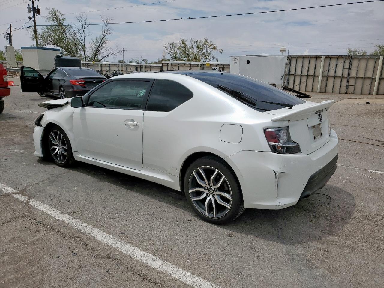 TOYOTA SCION 2016 VIN JTKJF5C75GJ018614 zdjęcie 2