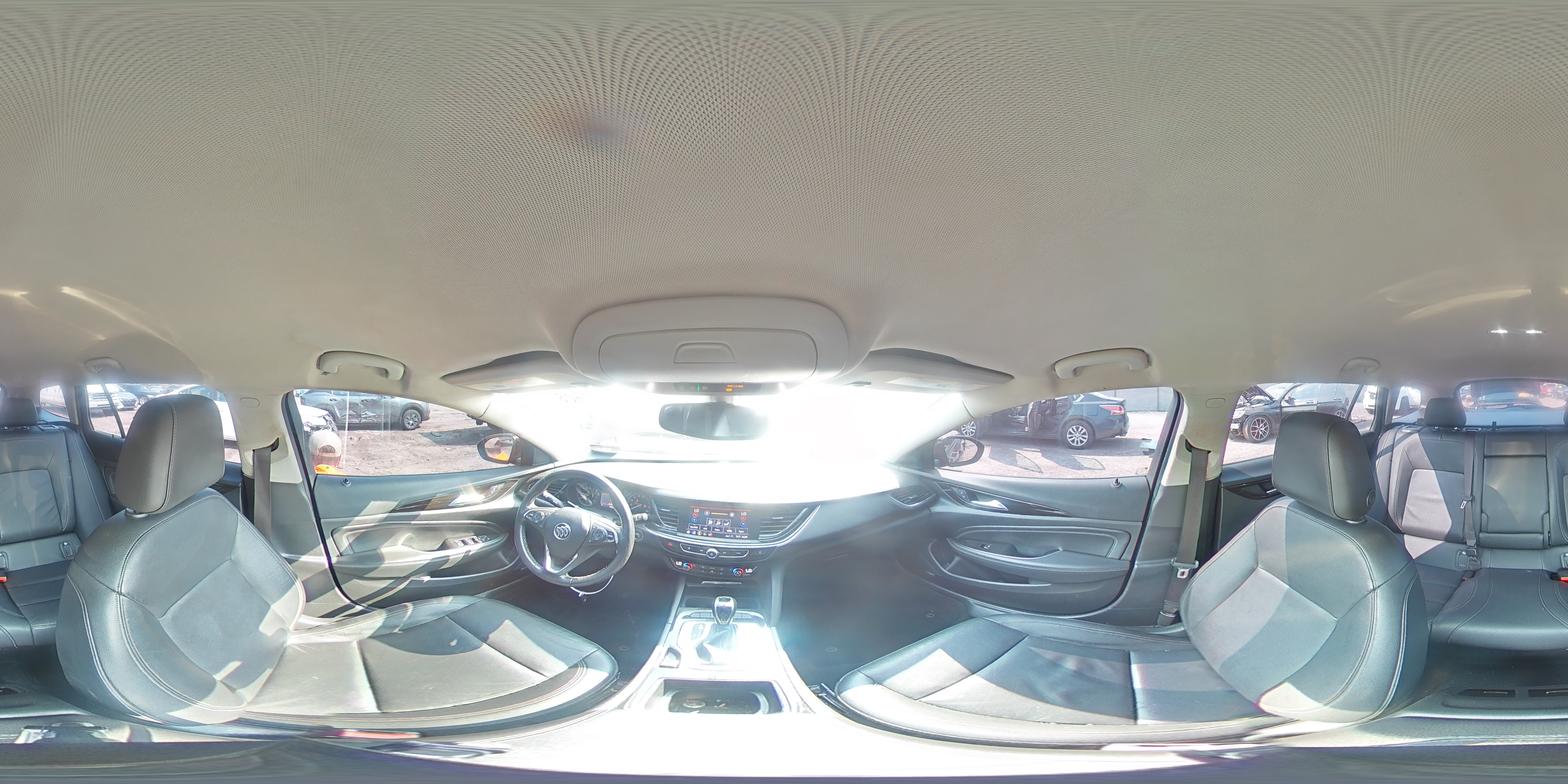 2018 Buick Regal Tourx Essence VIN: W04GV8SX2J1153526 Lot: 60608375