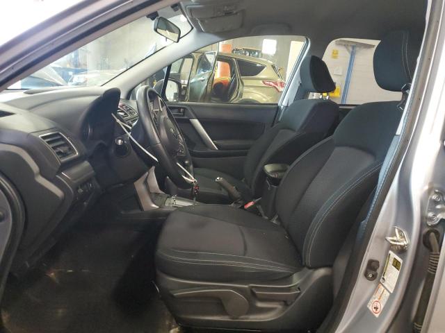  SUBARU FORESTER 2017 Srebrny