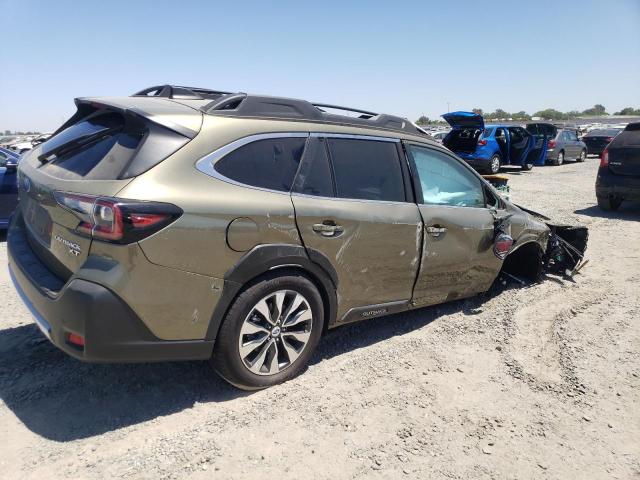  SUBARU OUTBACK 2024 Zielony
