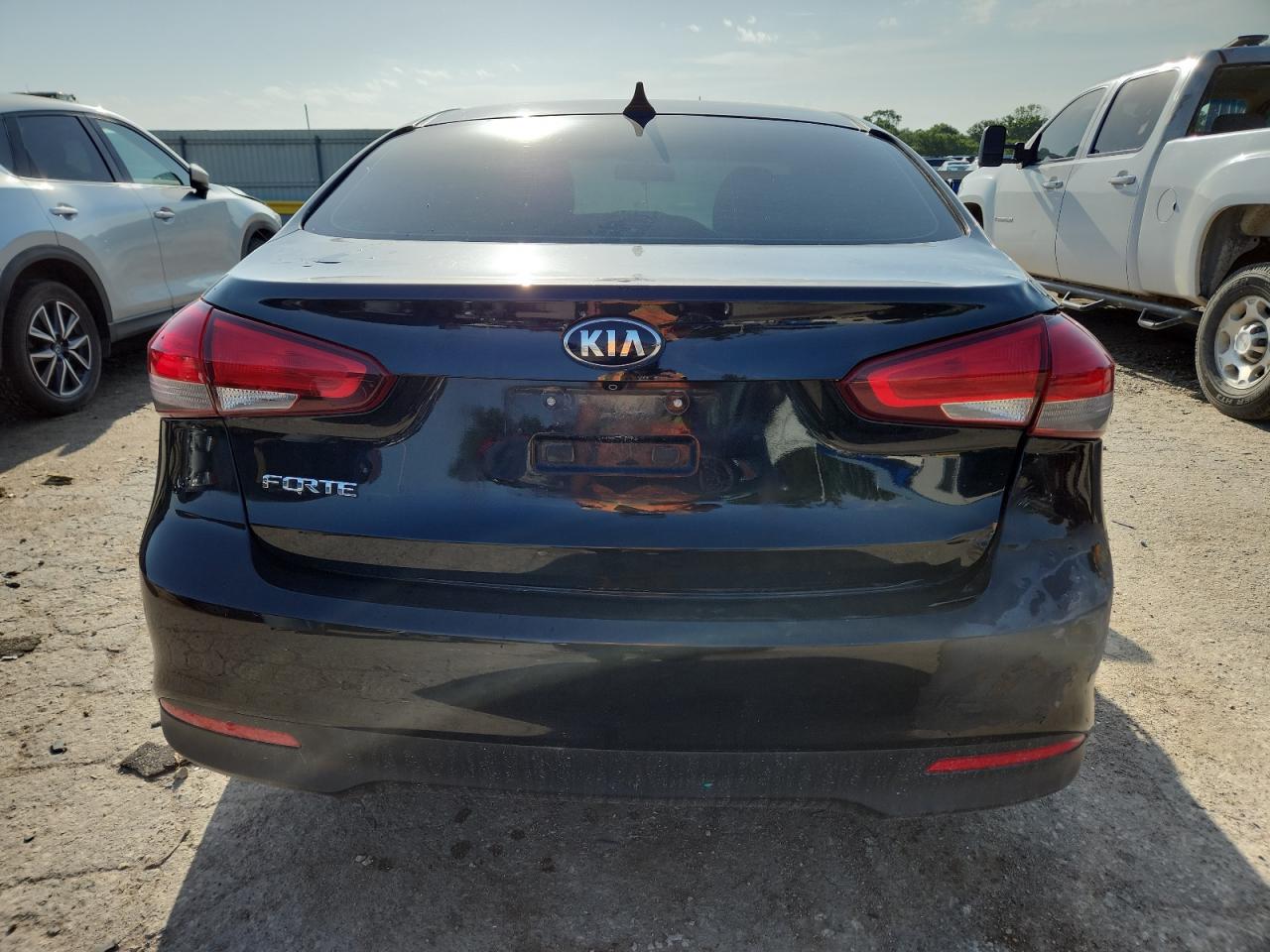 2017 Kia Forte Lx VIN: 3KPFL4A75HE009817 Lot: 60023615