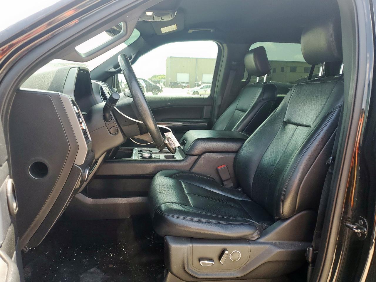 2018 Ford Expedition Xlt VIN: 1FMJU1HTXJEA29275 Lot: 60843905
