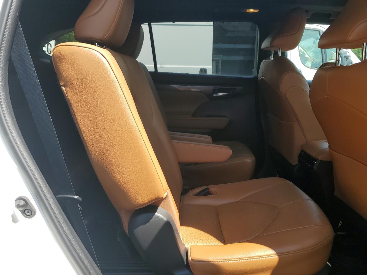 2021 Toyota Highlander Platinum VIN: 5TDFZRBH1MS107228 Lot: 58782415