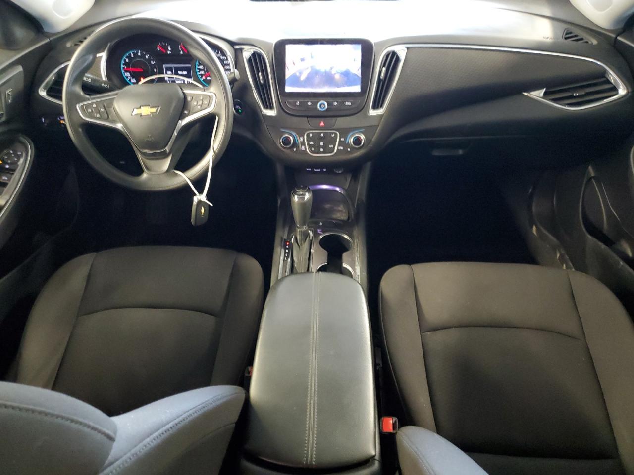 2019 Chevrolet Malibu Lt VIN: 1G1ZD5ST4KF186179 Lot: 61814875