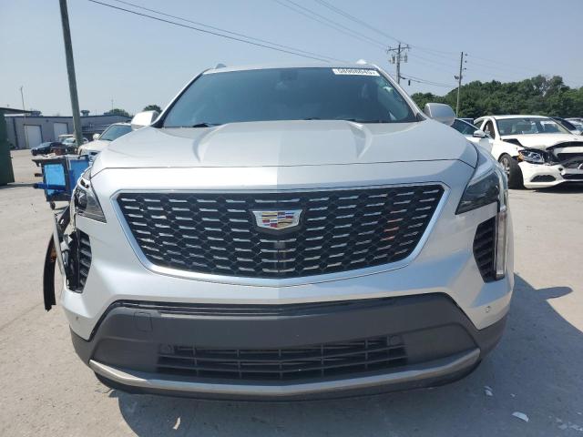  CADILLAC XT4 2019 Srebrny