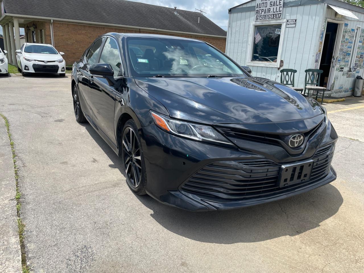 2018 Toyota Camry L продається в Lebanon, TN - Minor Dent/Scratches