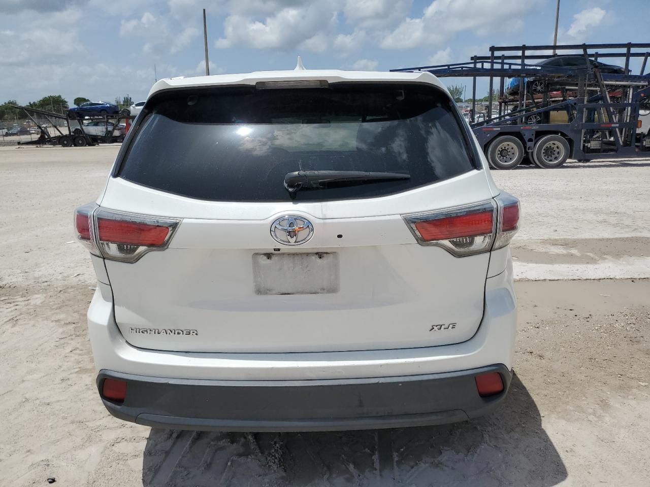 2014 Toyota Highlander Xle VIN: 5TDKKRFH6ES026532 Lot: 62993035