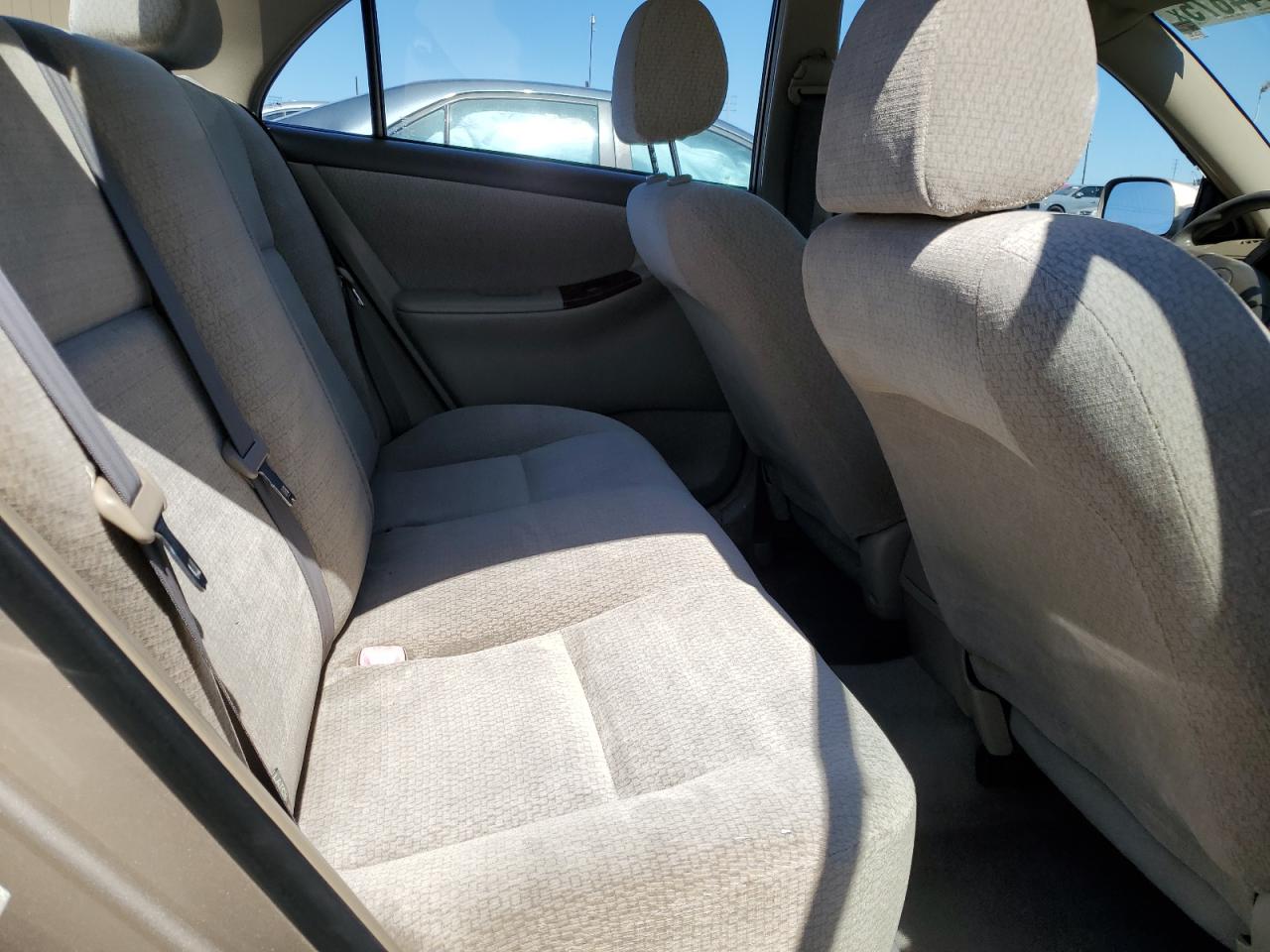 2004 Toyota Corolla Ce VIN: 1NXBR32E04Z240717 Lot: 63044675
