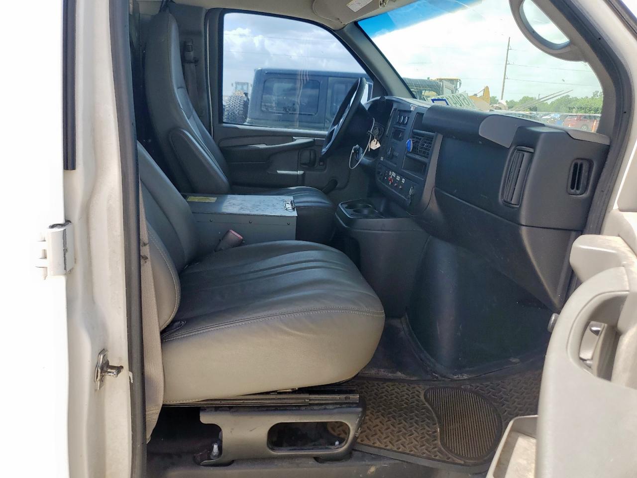 2012 Chevrolet Express G2500 VIN: 1GCWGFCG3C1190912 Lot: 61041785