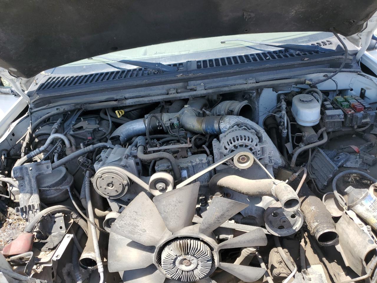 2000 Ford F350 Srw Super Duty VIN: 3FTSW31F9YMA67765 Lot: 62752475