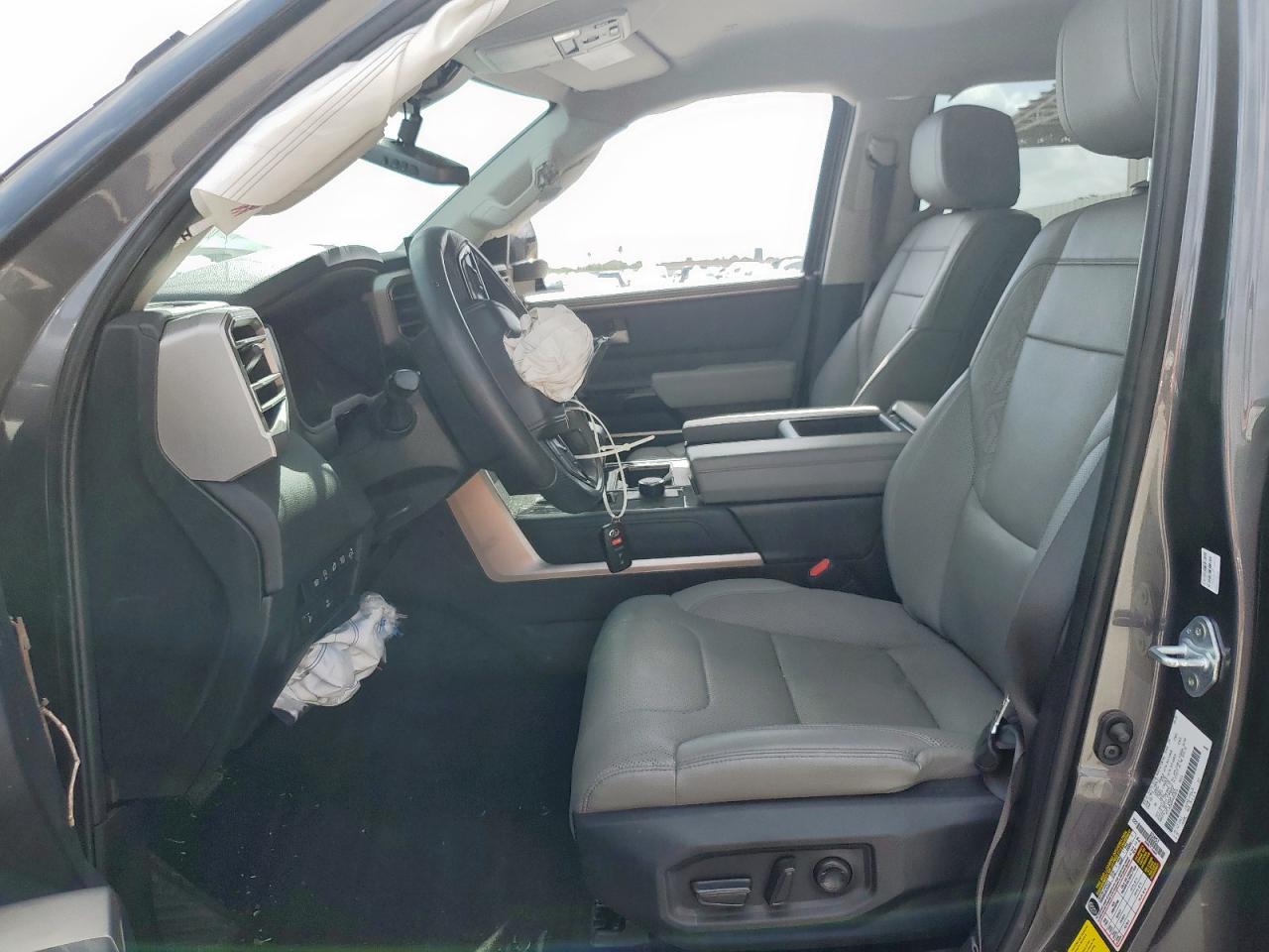 2022 Toyota Tundra Crewmax Limited VIN: 5TFJA5AB8NX018016 Lot: 61646435