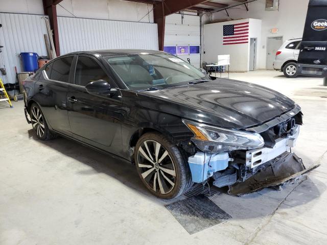  NISSAN ALTIMA 2019 Czarny